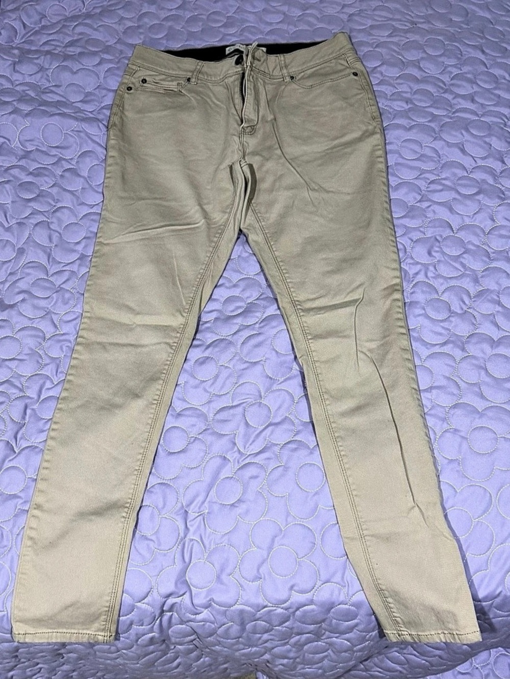 Express Skinny Jeans in Beige Waist 10